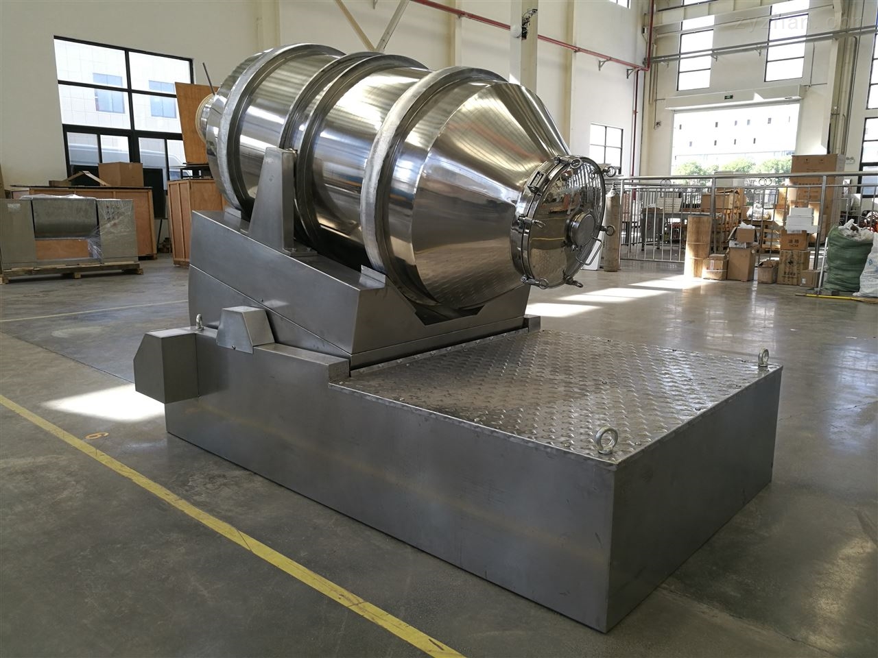 陕西宝正机械有限公司 混合制剂系列 二维混合机 >亚宝药机二维运动